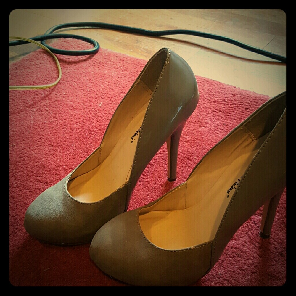Beige shoes